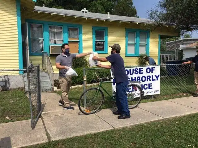 Joshua Mireles delivers a meal to a senior citizen's home.